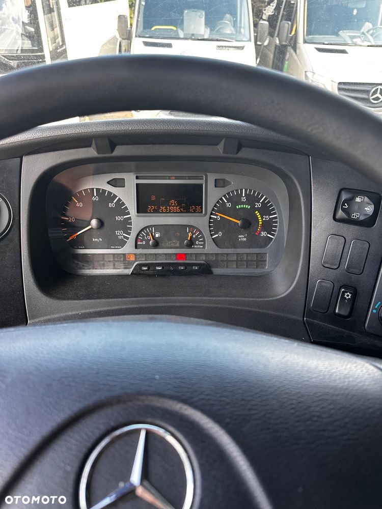 Mercedes-Benz Atego 818 - 12
