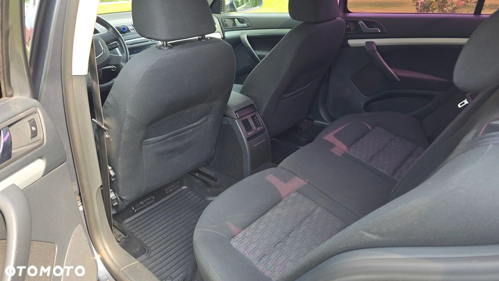Skoda Octavia 1.6 TDI Ambiente - 16