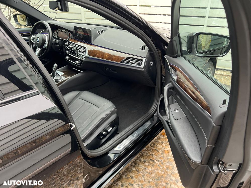 BMW Seria 5 540i xDrive Aut. Luxury Line - 10