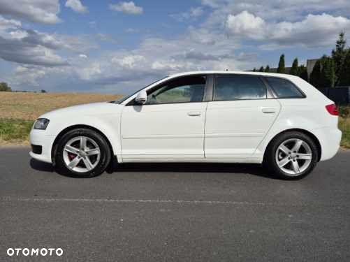 Audi A3 Sportback - 7