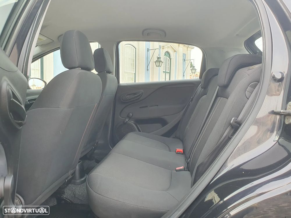 Fiat Punto 1.2 Lounge Start&Stop - 33