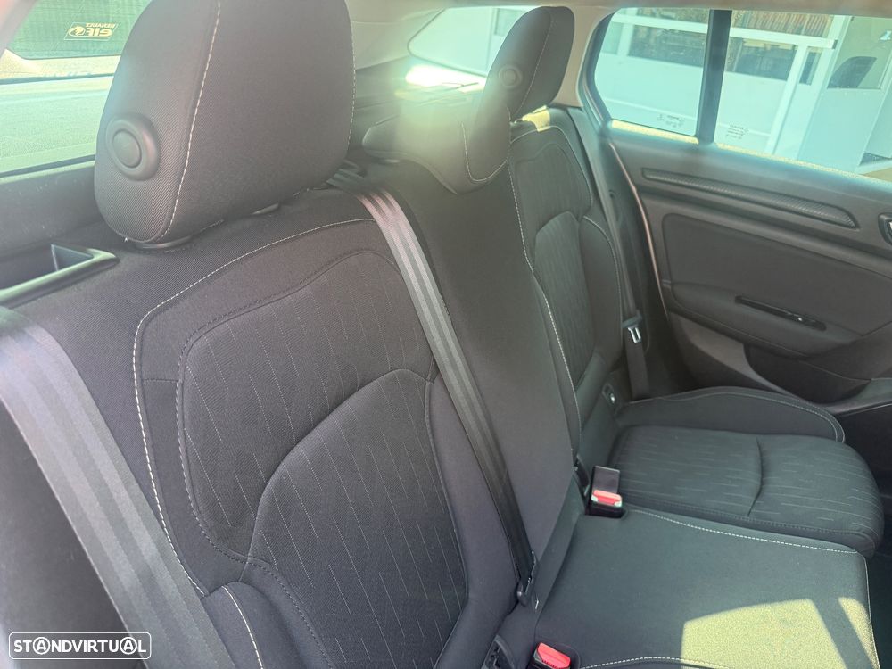 Renault Mégane Sport Tourer 1.5 Blue dCi Limited - 23