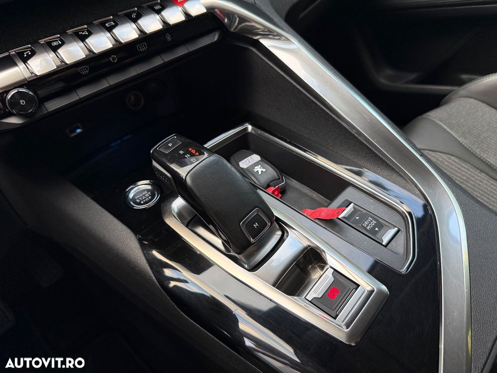 Peugeot 3008 BlueHDi 130 Stop & Start EAT8 Allure - 31