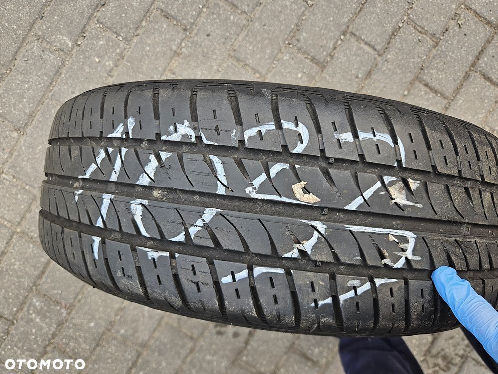 2x 185/60R15 84H Semperit Comfort-Life 2 / 2x 5mm [1033] - 2