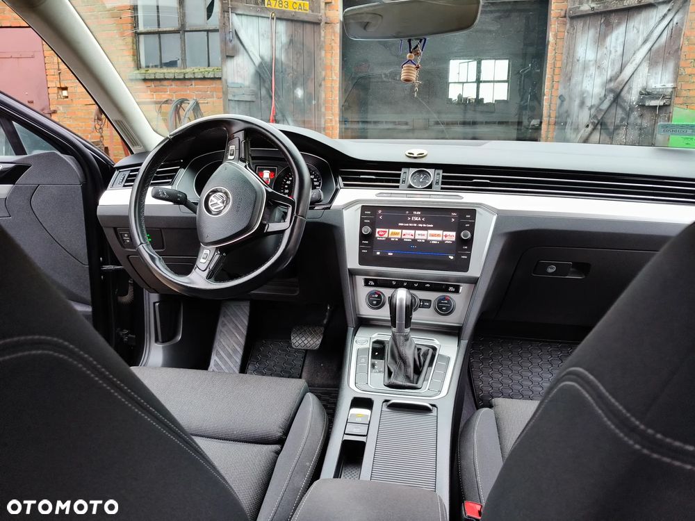 Volkswagen Passat 1.8 TSI BMT Comfortline DSG - 27