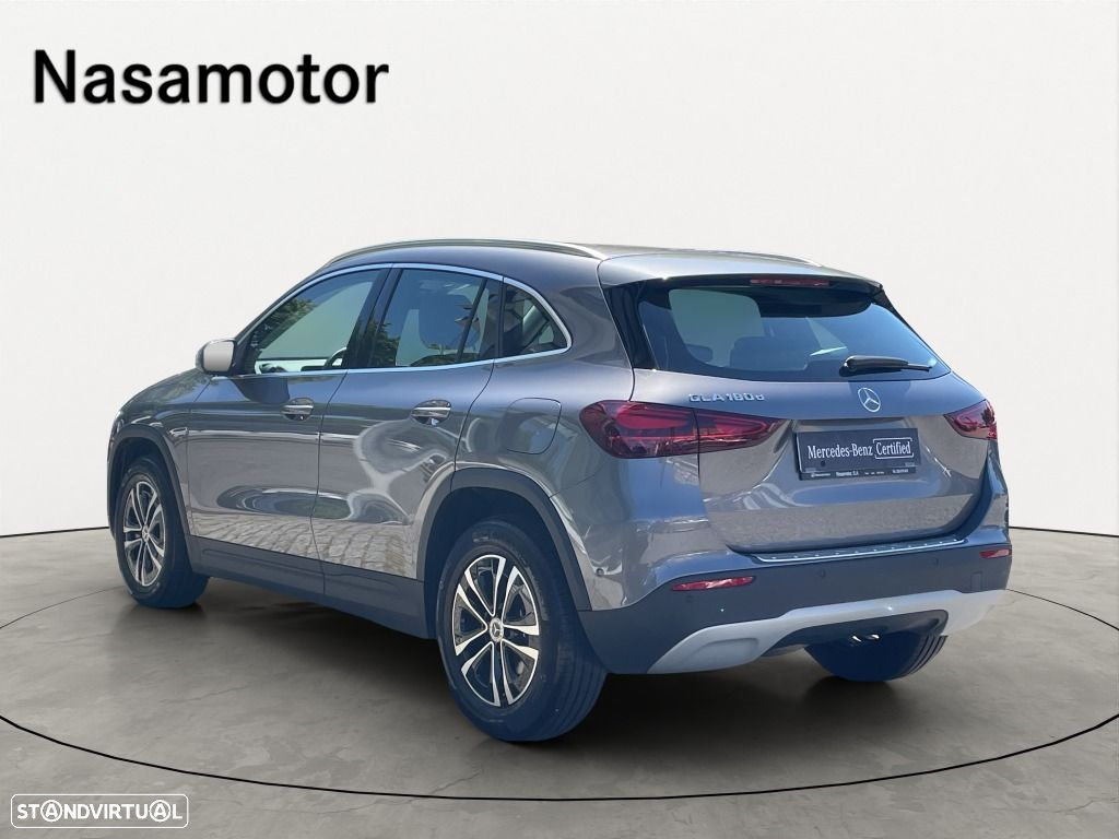 Mercedes-Benz GLA 180 d - 2