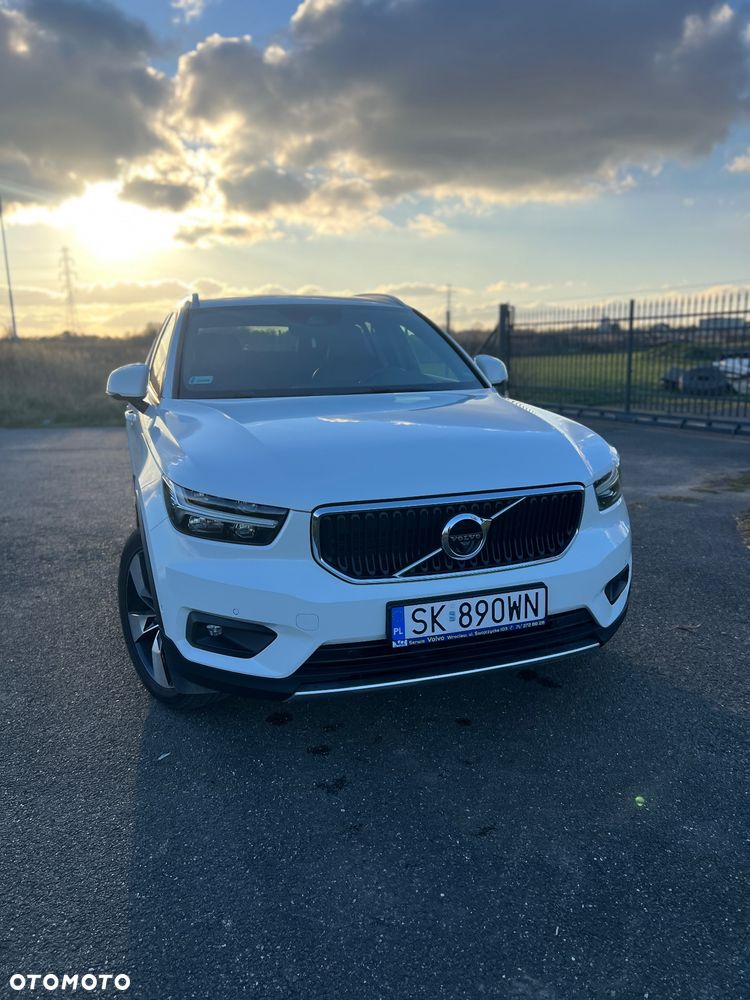Volvo XC 40 T4 AWD Momentum Pro - 24