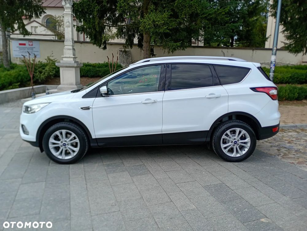 Ford Kuga 1.5 EcoBoost 2x4 Titanium - 8