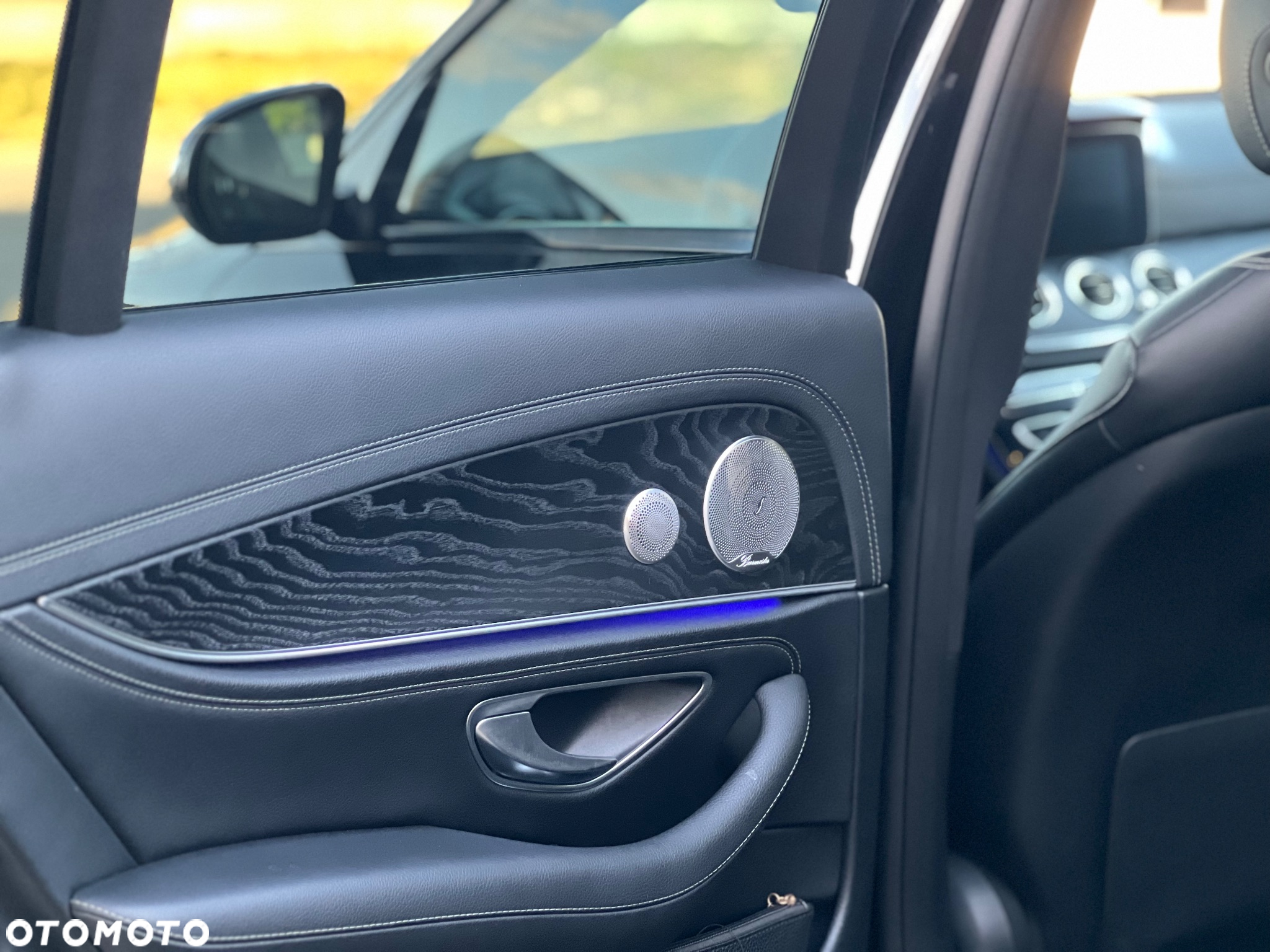 Mercedes-Benz Klasa E 220 d 9G-TRONIC - 17