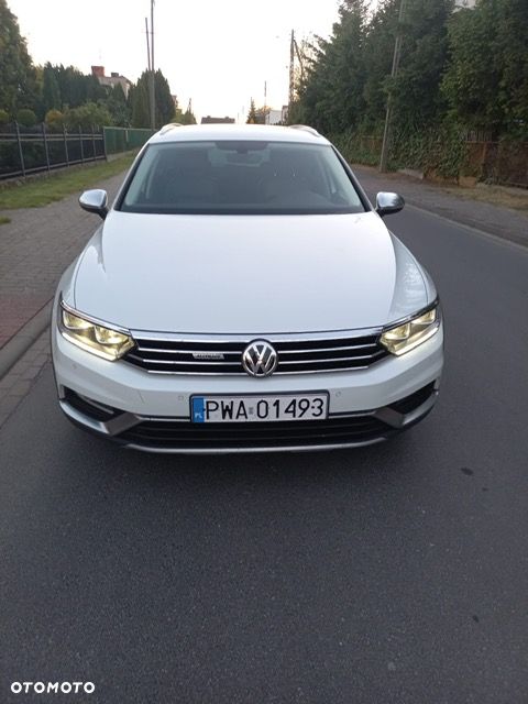 Volkswagen Passat 2.0 TDI BMT 4Mot Highline DSG - 3