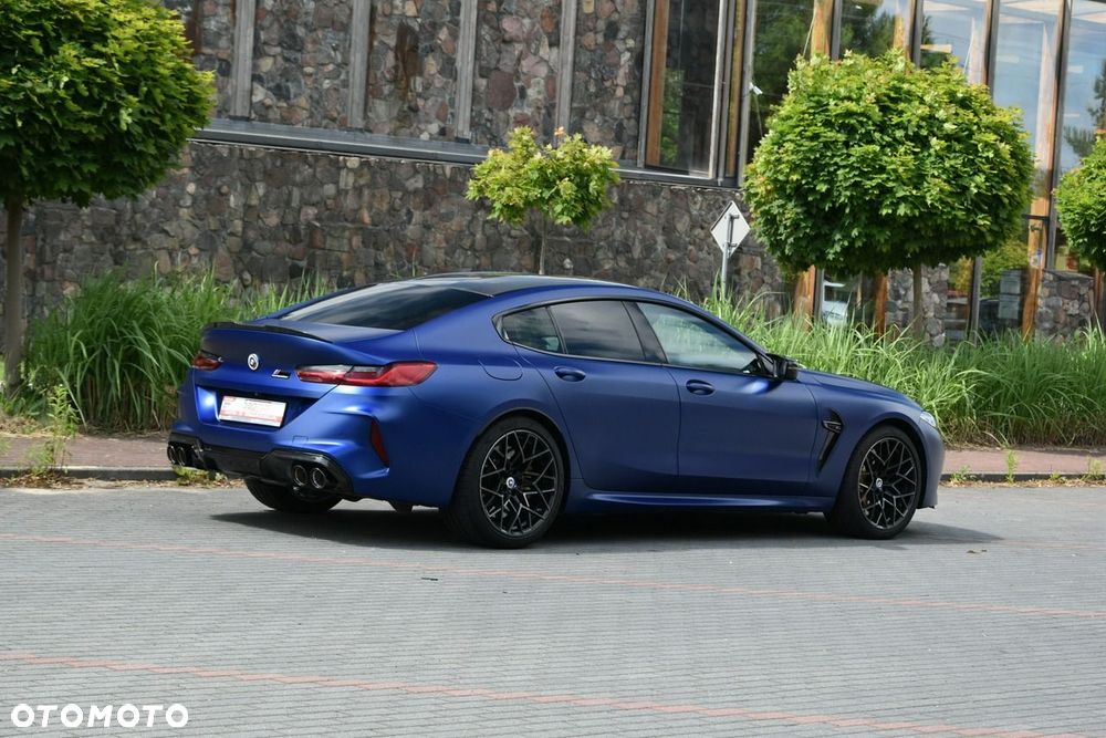 BMW M8 - 2