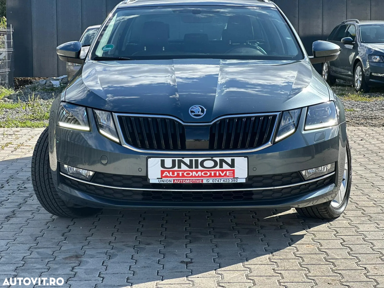 Skoda Octavia Combi Diesel 1.6 TDI Style - 37