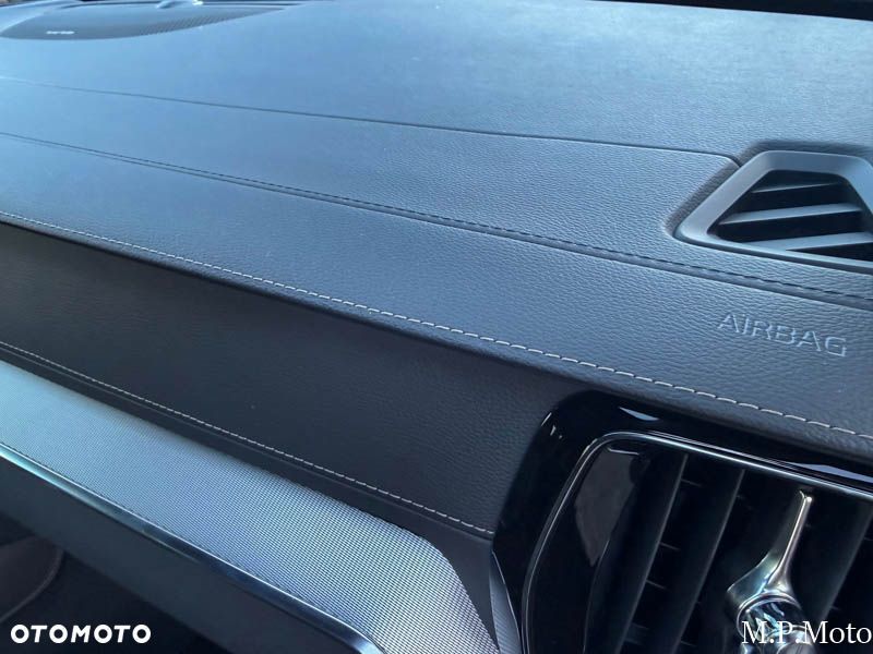 Volvo V60 T6 AWD Geartronic R-Design - 27