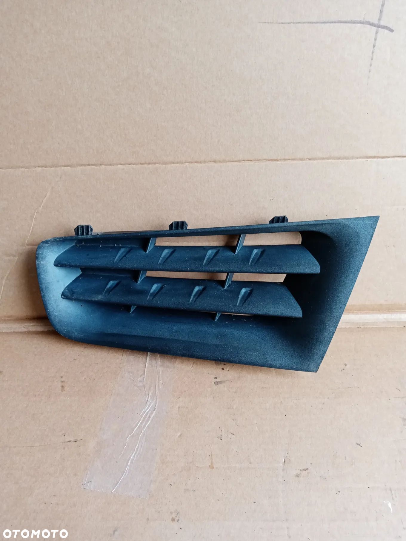 Kratka zderzaka lewy przód przednia lewa Grill Renault Megane II 8200412381 - 1