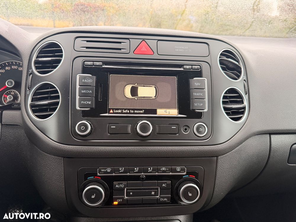 Volkswagen Golf 2.0 TDI BlueMotion Technology Comfortline - 10