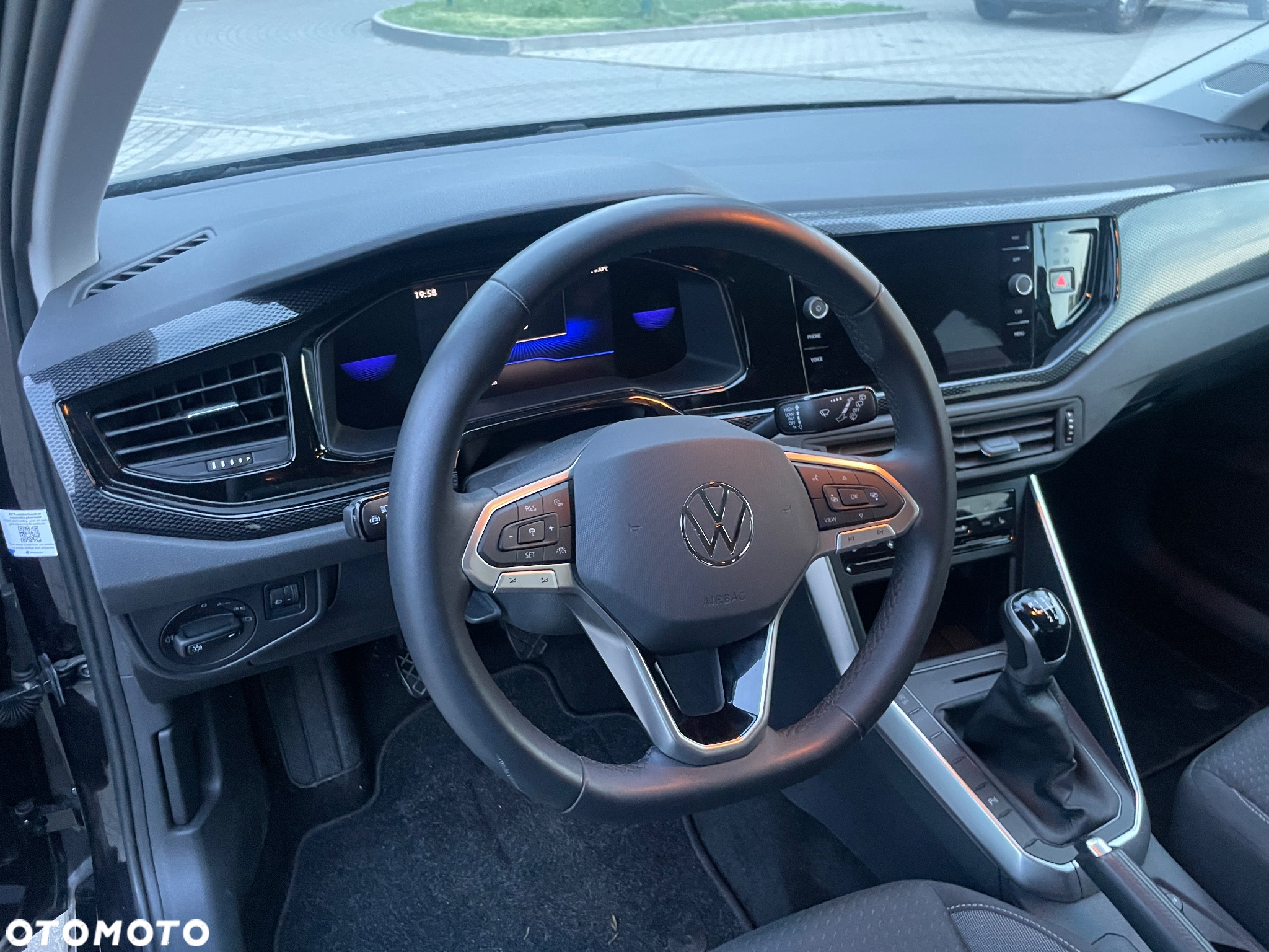 Volkswagen Polo - 6