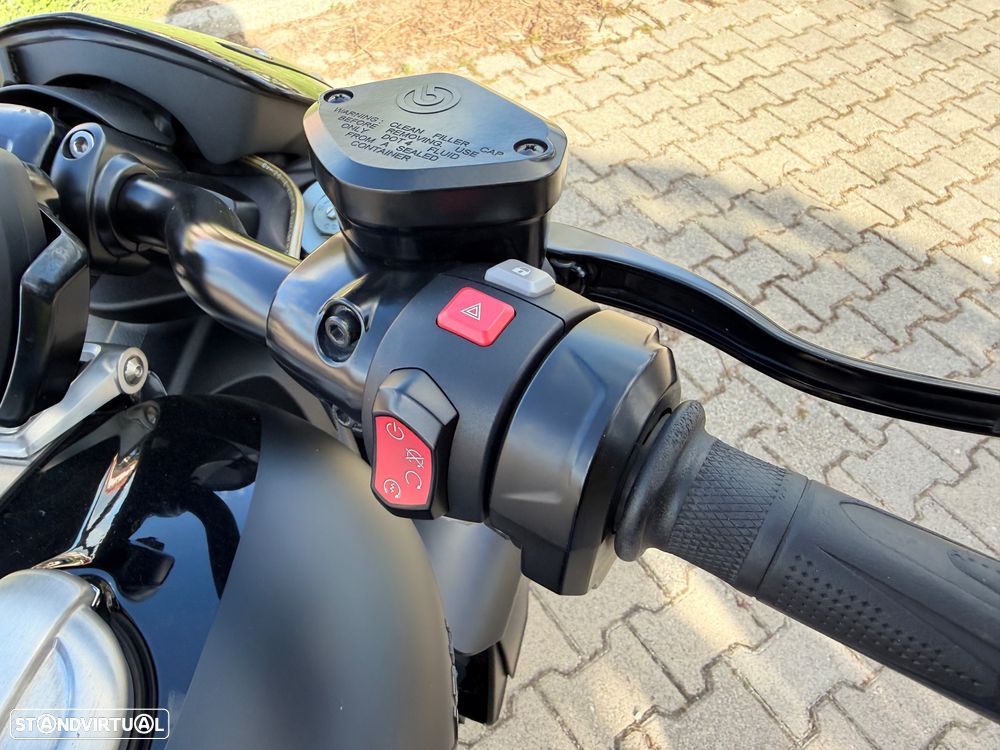 Triumph Rocket Rocket 3 R Black Edition - 9