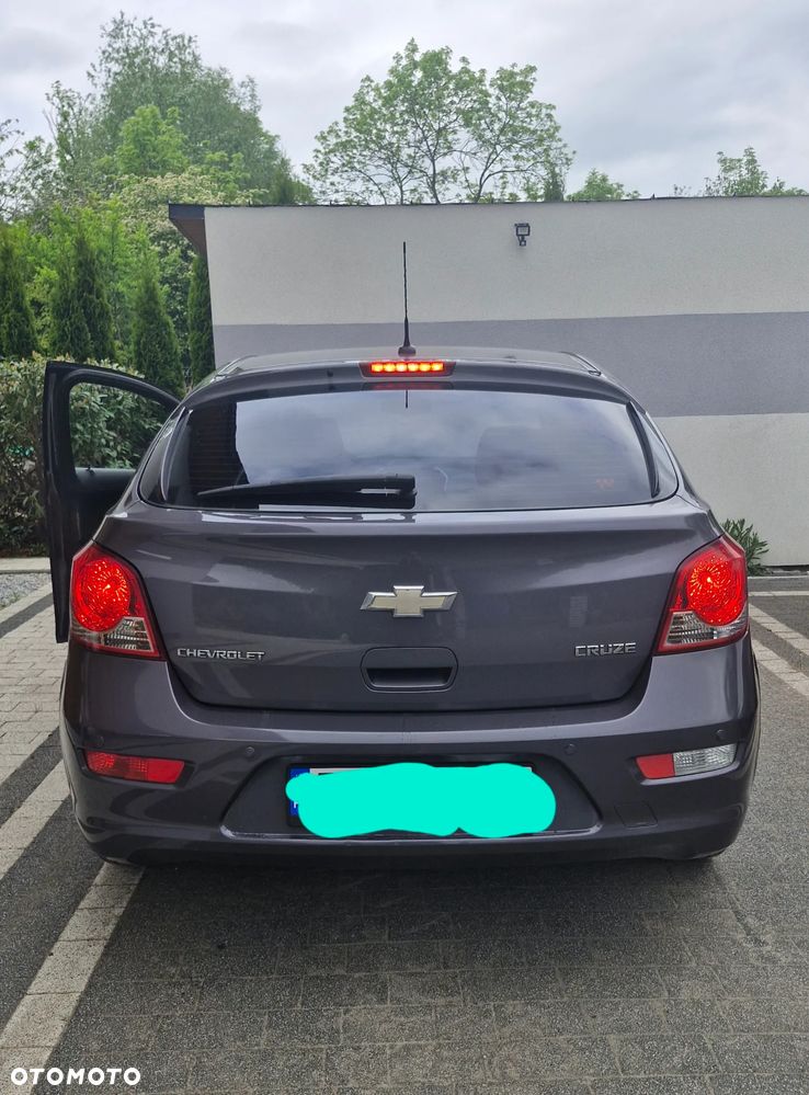 Chevrolet Cruze 1.6 LT+ - 22