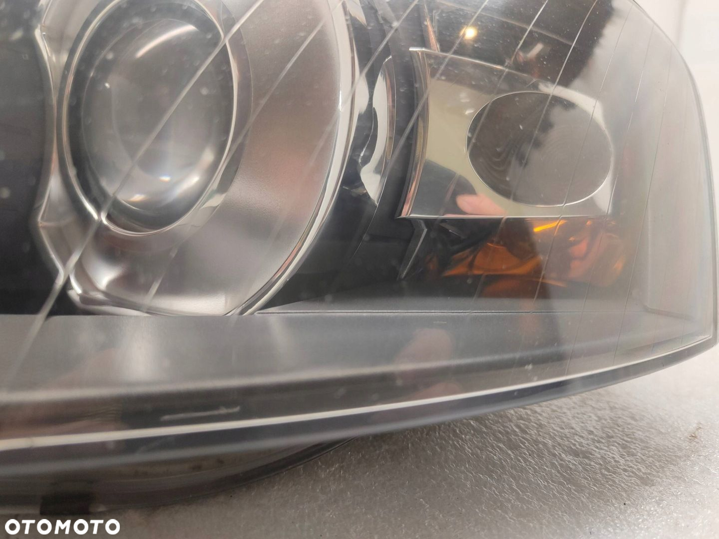 Audi A3 8P XENON LAMPA PRAWY PRZÓD 890941003M - 4