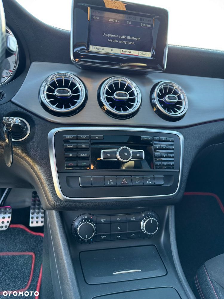 Mercedes-Benz CLA 220 d 7G-DCT AMG Line - 21