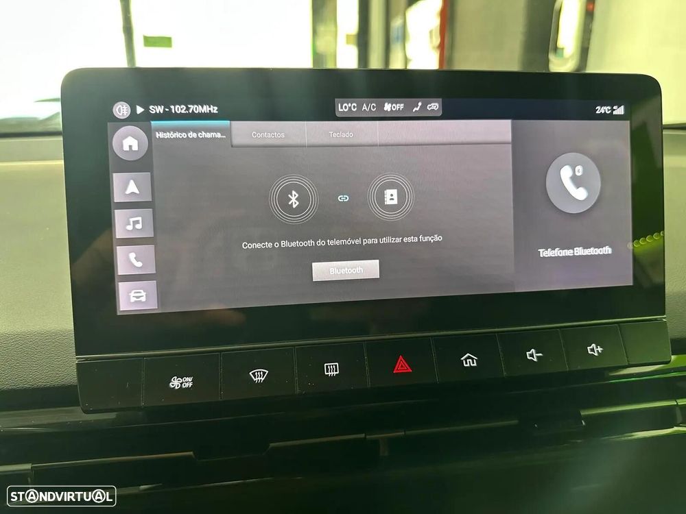 MG MG4 64 kWh Luxury - 35
