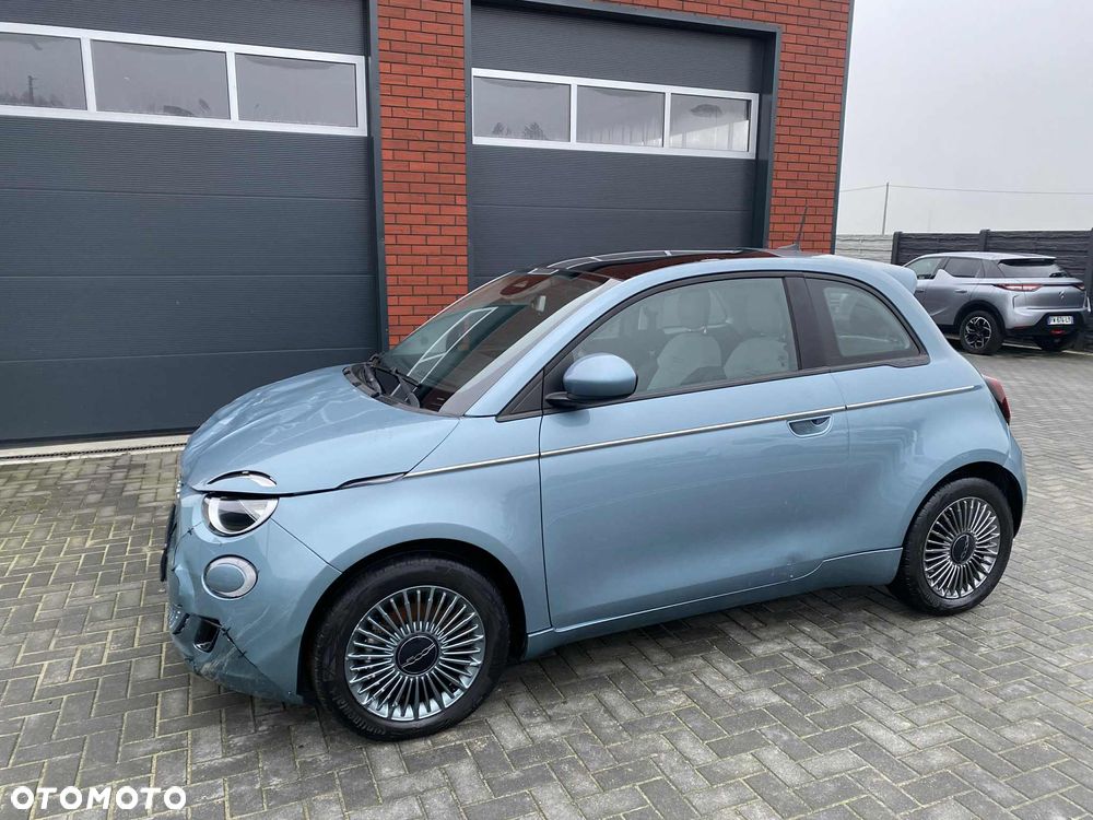 Fiat 500e La Prima - 32