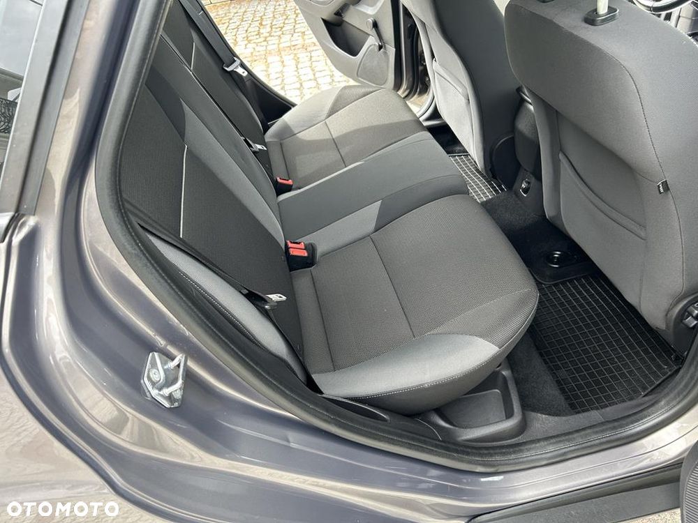 Ford Focus - 34