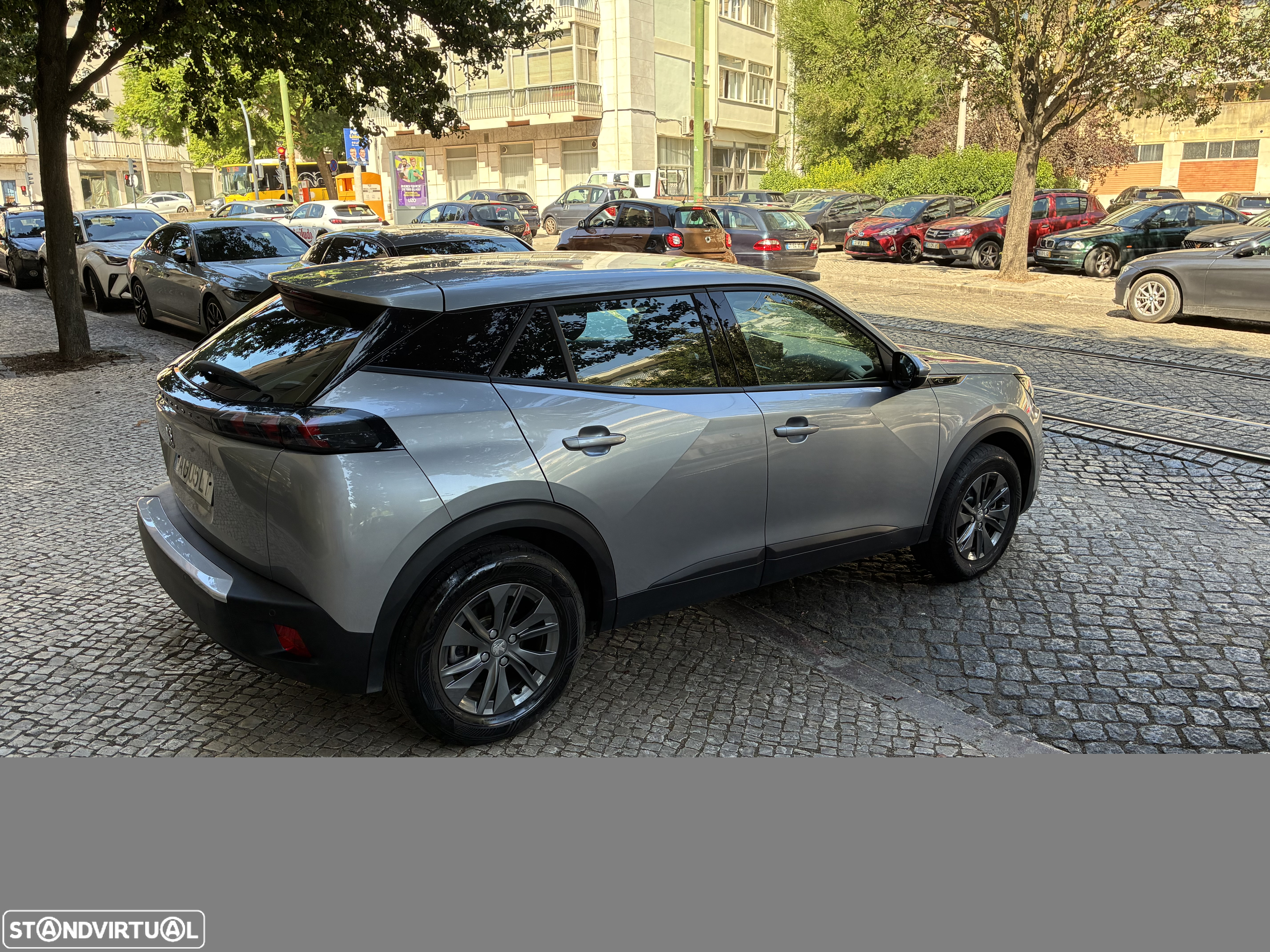 Peugeot e-2008 50 kWh Active Pack - 5