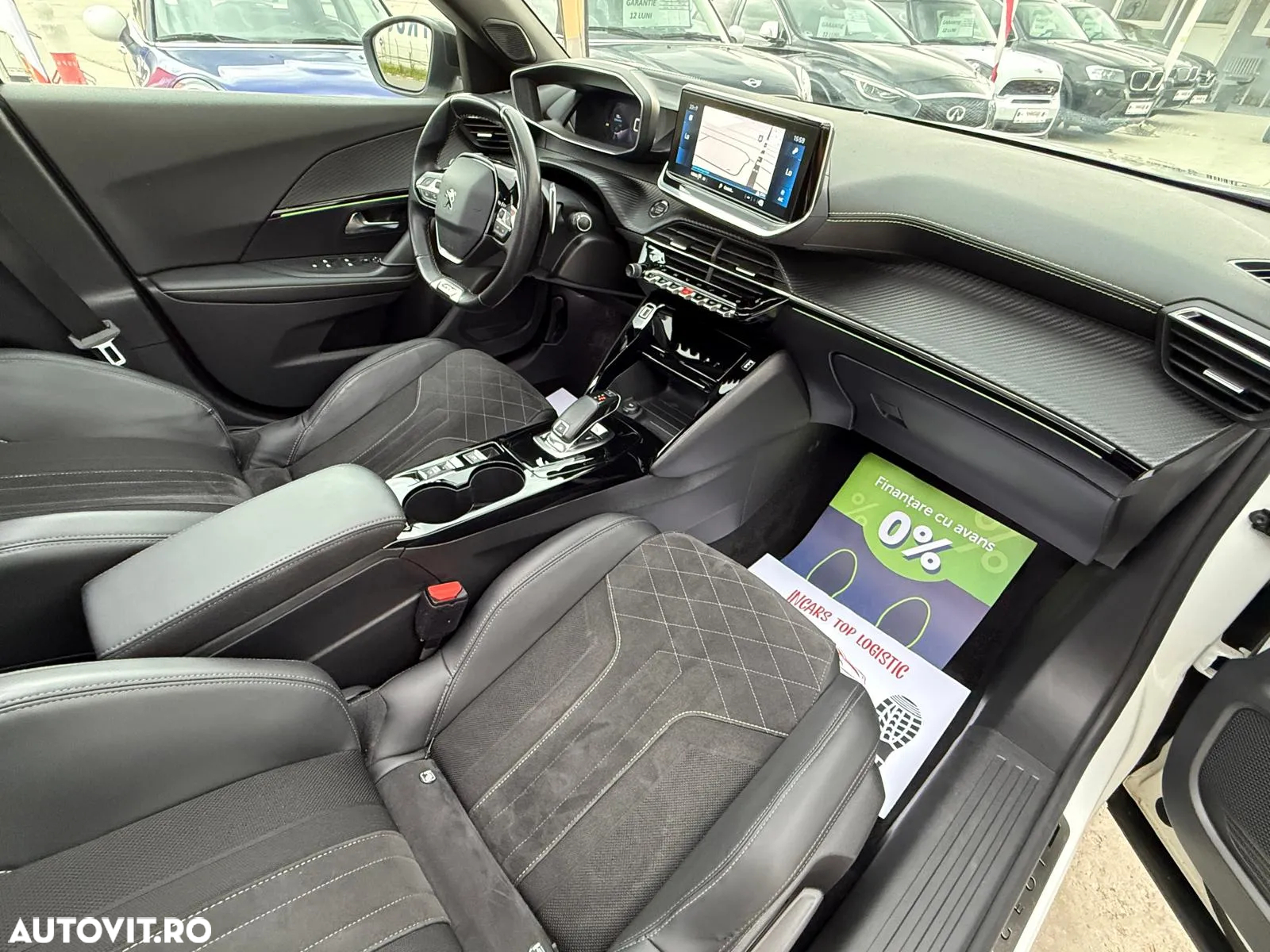 Peugeot 2008 PureTech 155 EAT8 GT Pack - 25