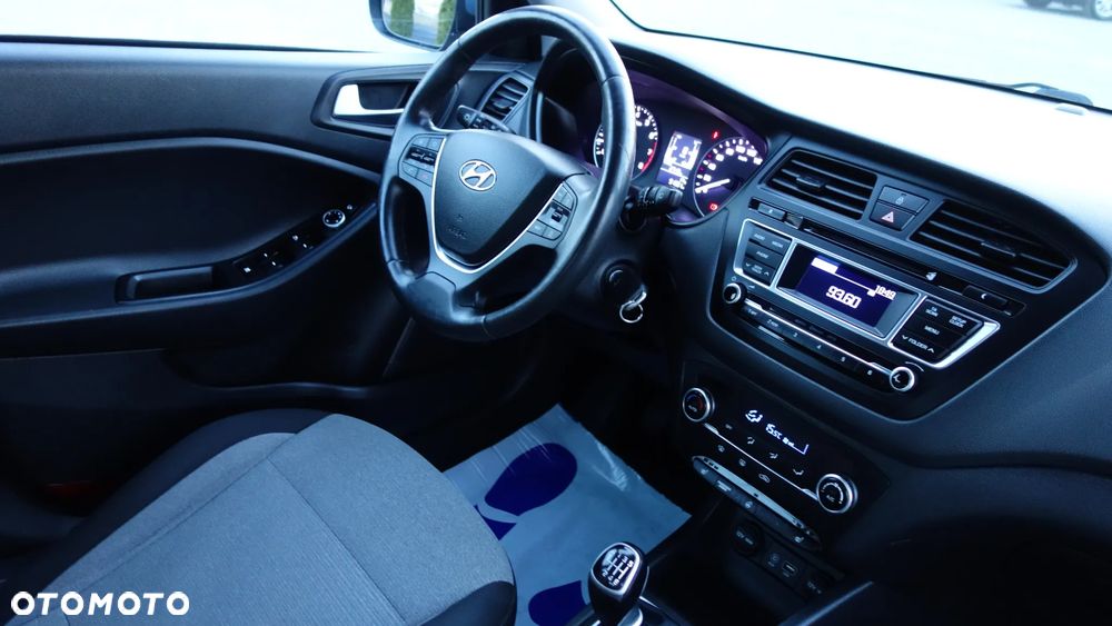 Hyundai i20 1.4 Comfort - 32