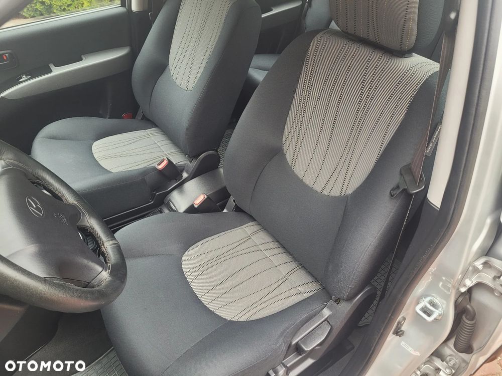 Hyundai Matrix 1.6 GLS - 23