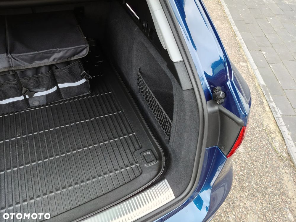 Audi A4 Avant 2.0 TFSI ultra - 34