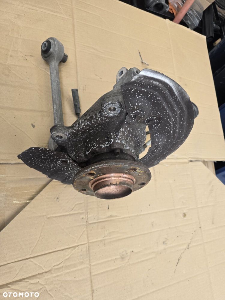 Bmw e9x zwrotnica prawa - 4