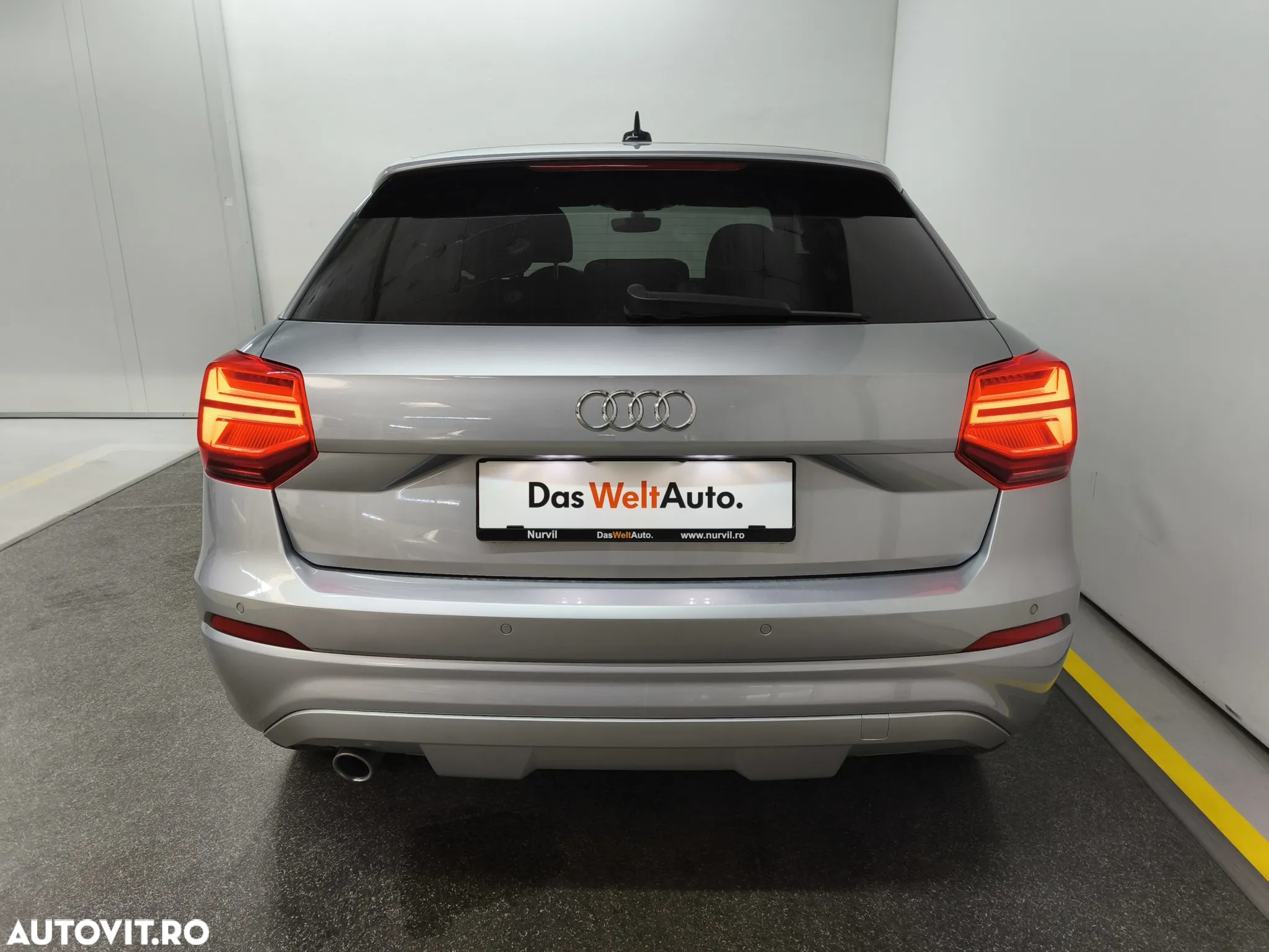 Audi Q2 1.6 30 TDI S tronic Design - 4