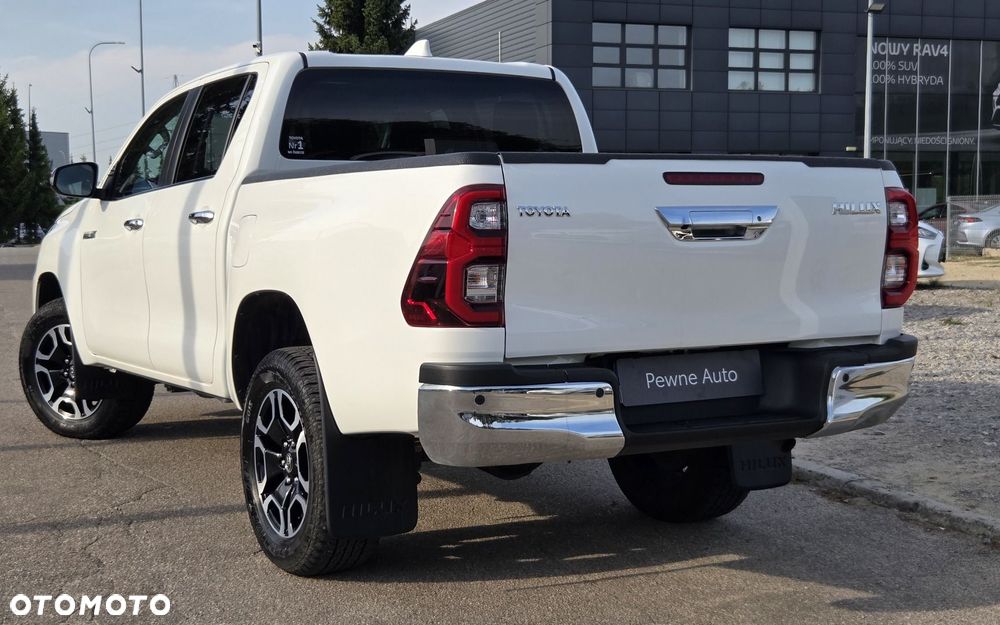 Toyota Hilux 2.8 D-4D Double Cab SR5 4x4 - 15