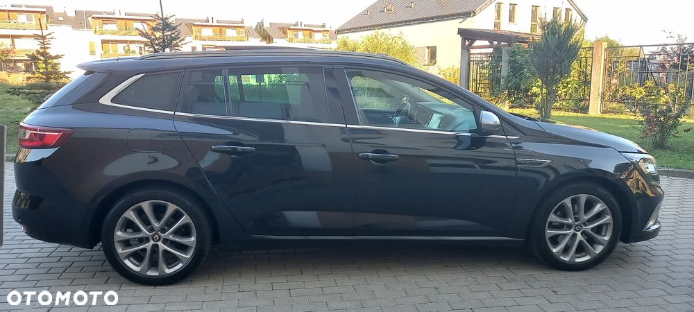 Renault Megane Grandtour TCe 160 GPF GT LINE - 13