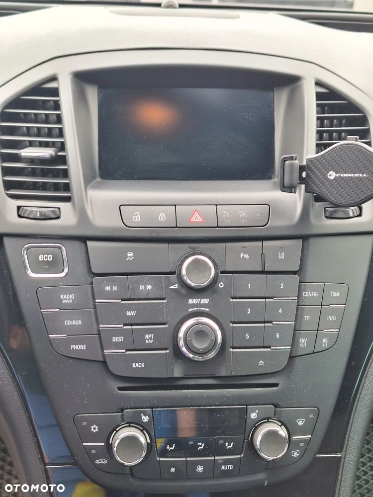 Opel Insignia 2.0 CDTI - 12