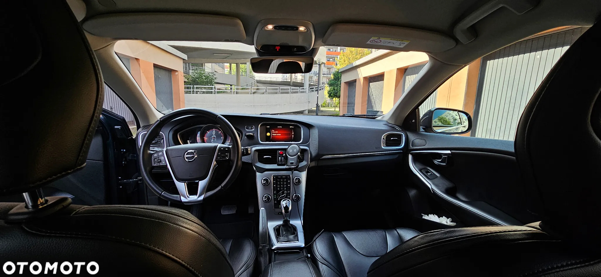 Volvo V40 D3 Drive-E Momentum - 8