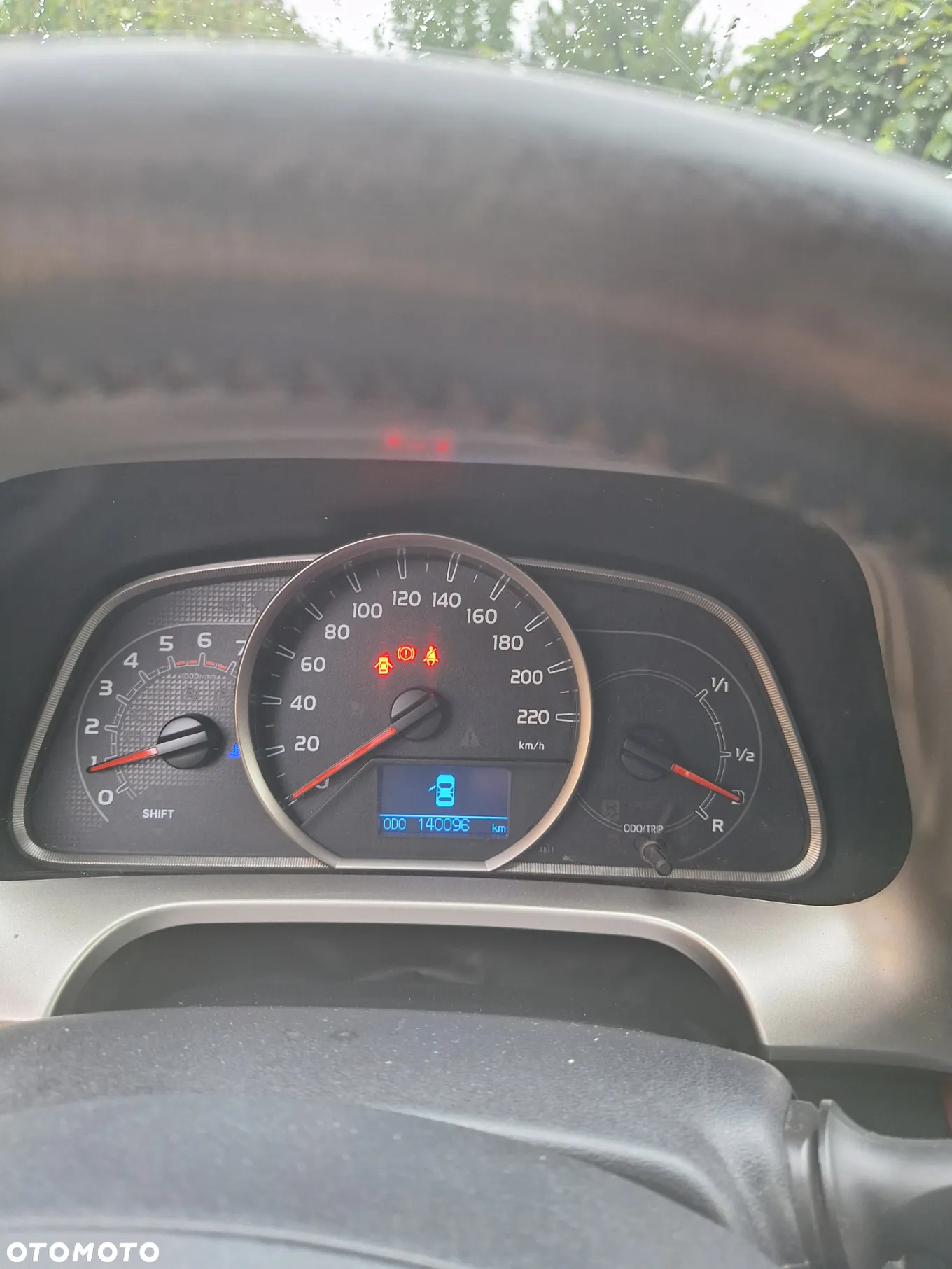 Toyota RAV4 2.0 D-4D Premium - 12