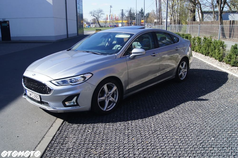Ford Fusion - 29