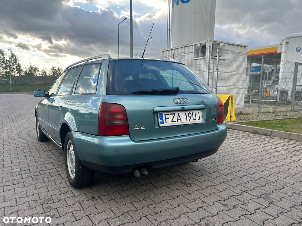 Audi A4 Avant - 4