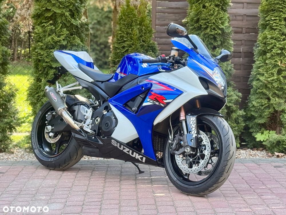 Suzuki GSX-R - 1
