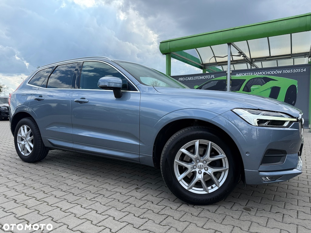 Volvo XC 60 D4 Momentum Pro - 4