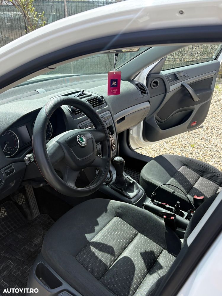 Skoda Octavia 1.6 TDI Classic - 7