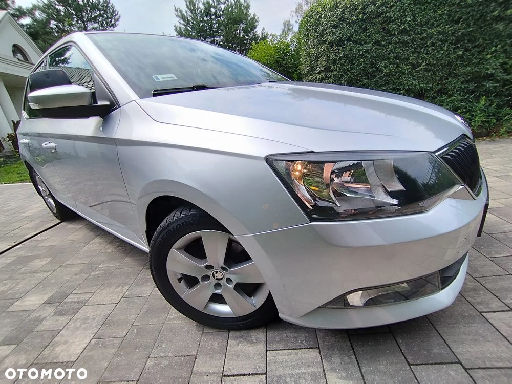 Skoda Fabia 1.0 TSI Drive DSG - 2