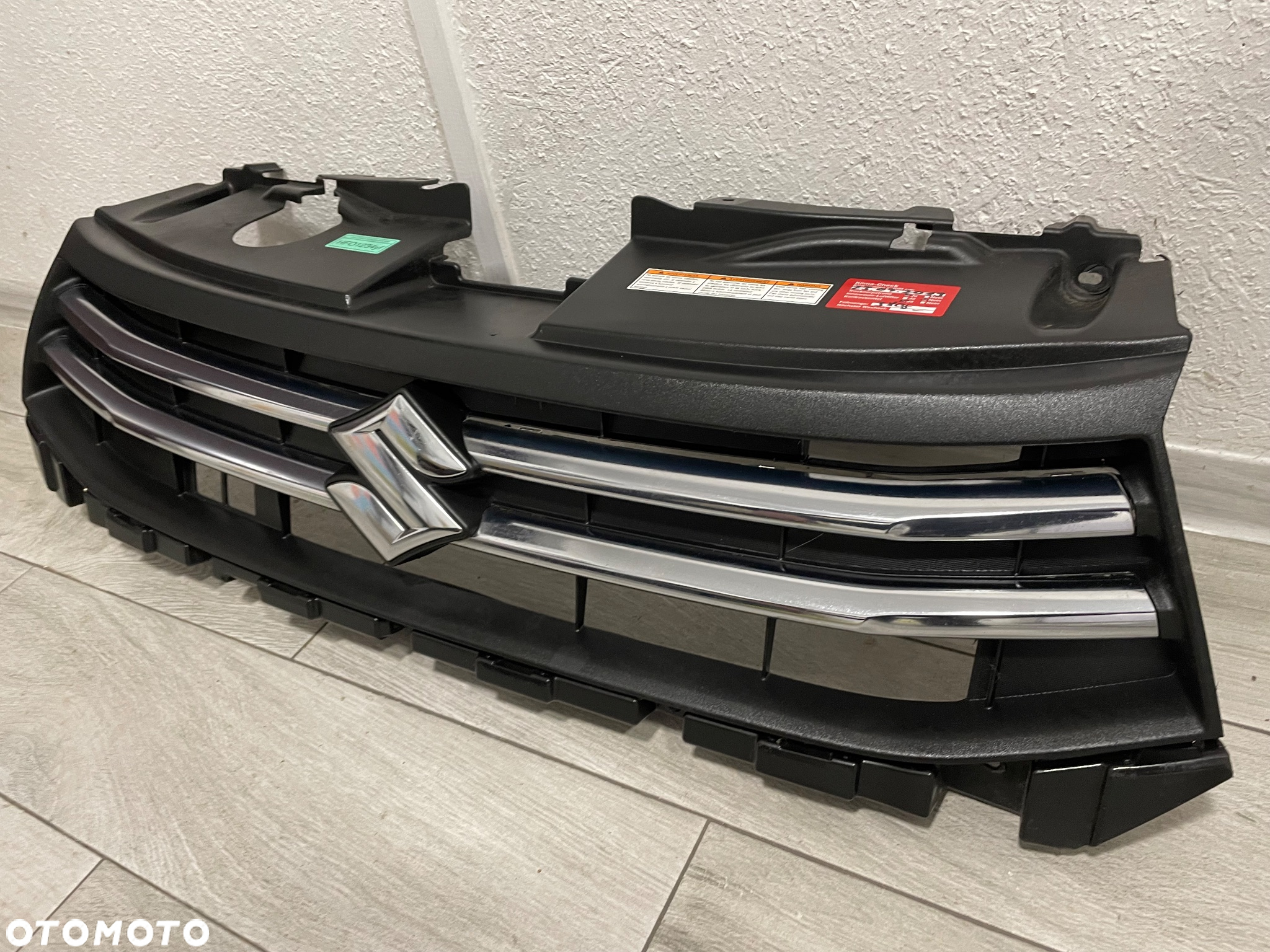 GRILL ATRAPA SUZUKI CELLERIO II lift 14- chrom - 4