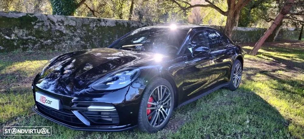 Porsche Panamera Turbo Executive - 7