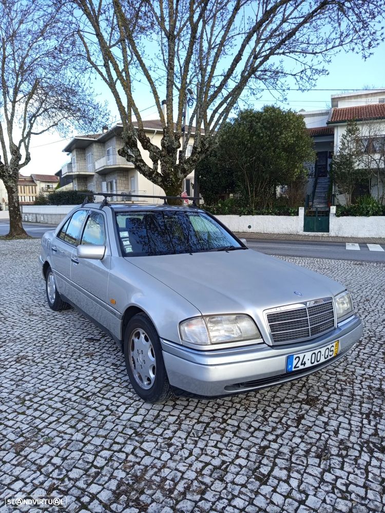 Mercedes-Benz C 220 D Elegance - 2