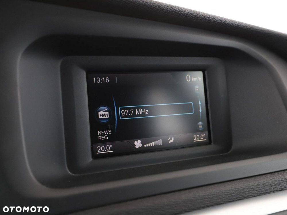 Volvo V40 T2 Drive-E Momentum - 23