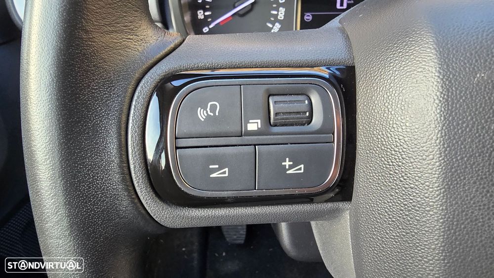 Citroën C3 1.2 PureTech Shine - 15